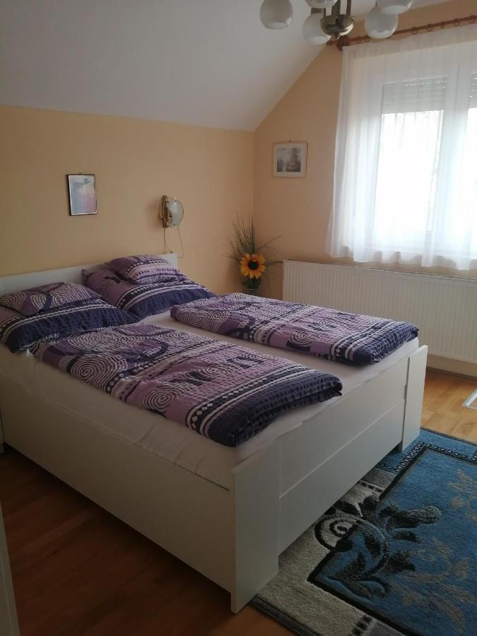 Hévíz Tislerics Apartman מראה חיצוני תמונה